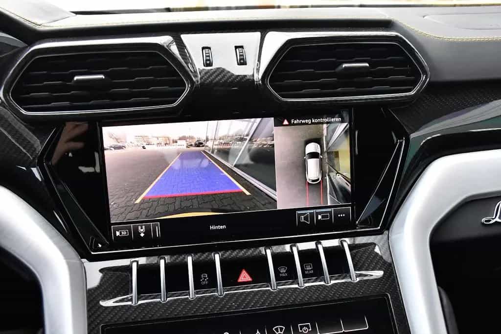 Lamborghini Urus 4.0 V8 Exclusive B&O Pano Night .Vision 01/2021-photo-26