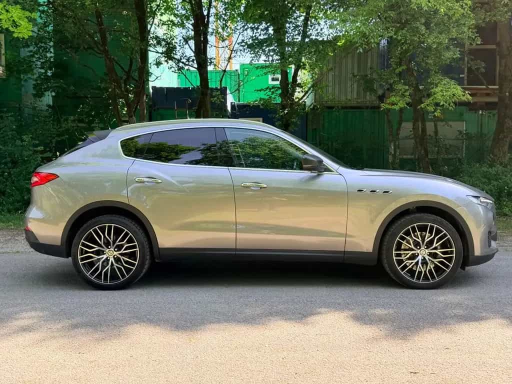 Maserati Levante S Q4 3.0 V6*Gran Sport*Sport Abgas* 09/2016-photo-9