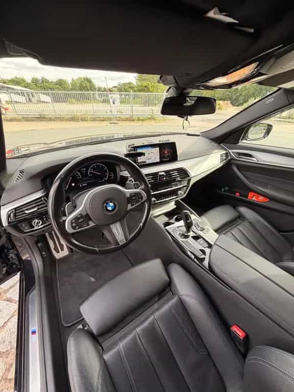 BMW 530 d xDrive M SPORT 12/2018-photo-11