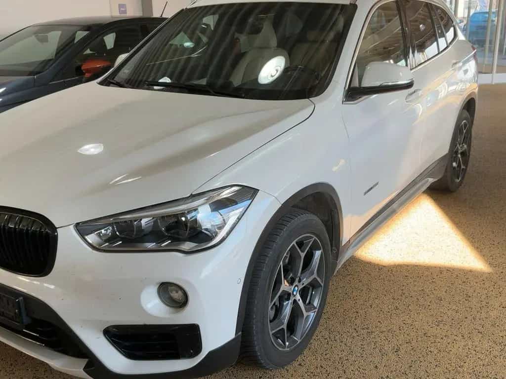 BMW X1 xDrive 25i X Line +LED+NAVI+PDC+AHK+KAMERA+ 01/2017-photo-1