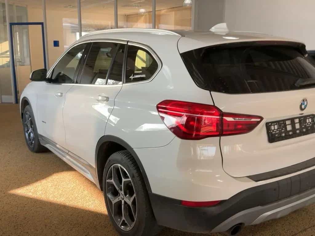 BMW X1 xDrive 25i X Line +LED+NAVI+PDC+AHK+KAMERA+ 01/2017-photo-2