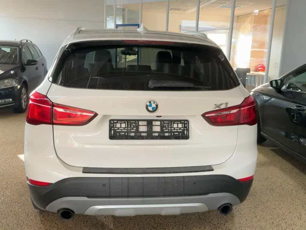 BMW X1 xDrive 25i X Line +LED+NAVI+PDC+AHK+KAMERA+ 01/2017-photo-3