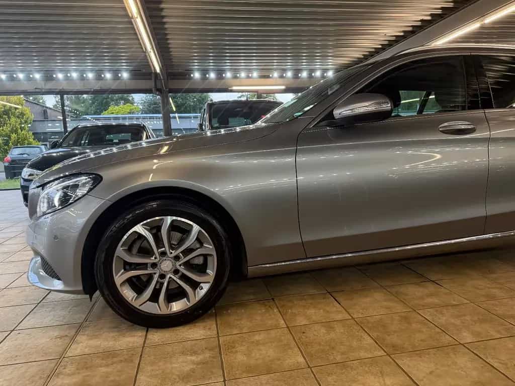 Mercedes-Benz C 180 Avantgarde*Led*Carplay*Ahk* 01/2015-photo-2