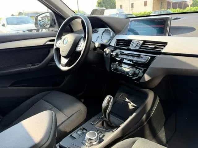 BMW X1 sDrive18d 150CV Automatico Business Advan 06/2020-photo-6