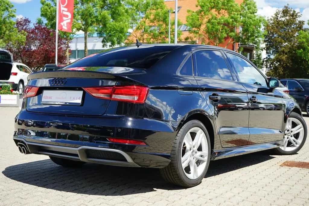 Audi A3 40 2.0 TFSI quattro sport LED Navi ACC PDC 04/2020-photo-2