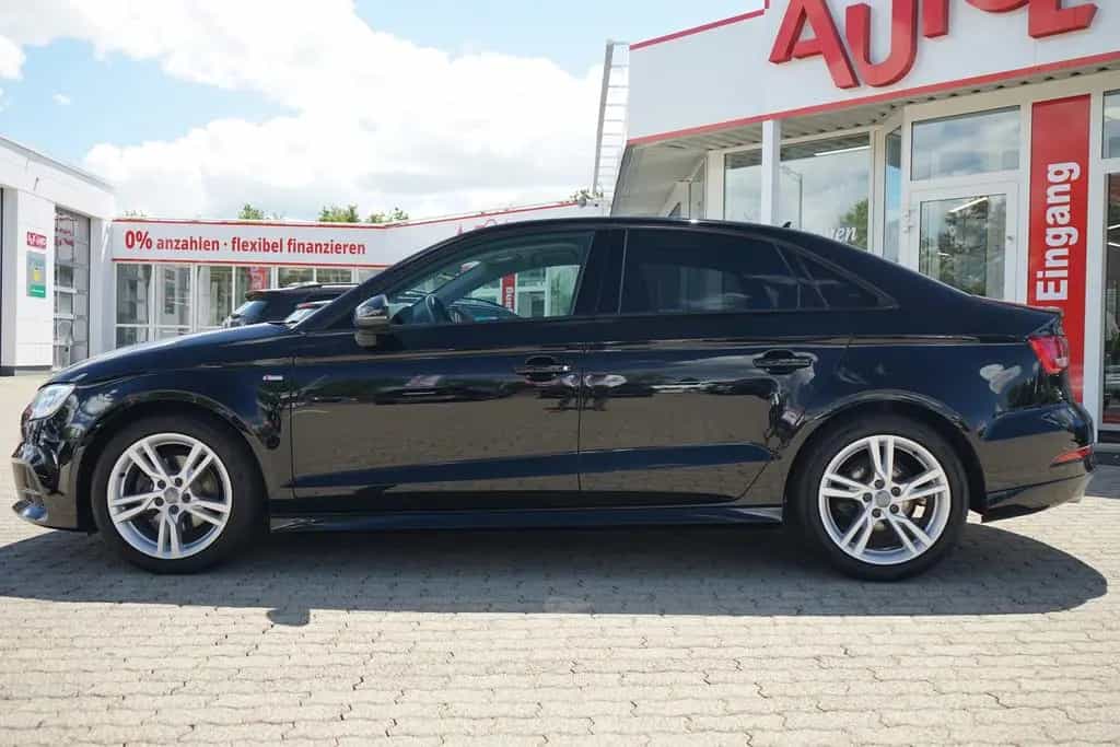 Audi A3 40 2.0 TFSI quattro sport LED Navi ACC PDC 04/2020-photo-5