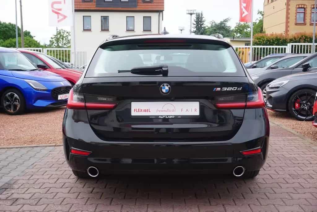 BMW 320 d Touring Sport Line Aut. LED Navi Panorama 01/2021-photo-3