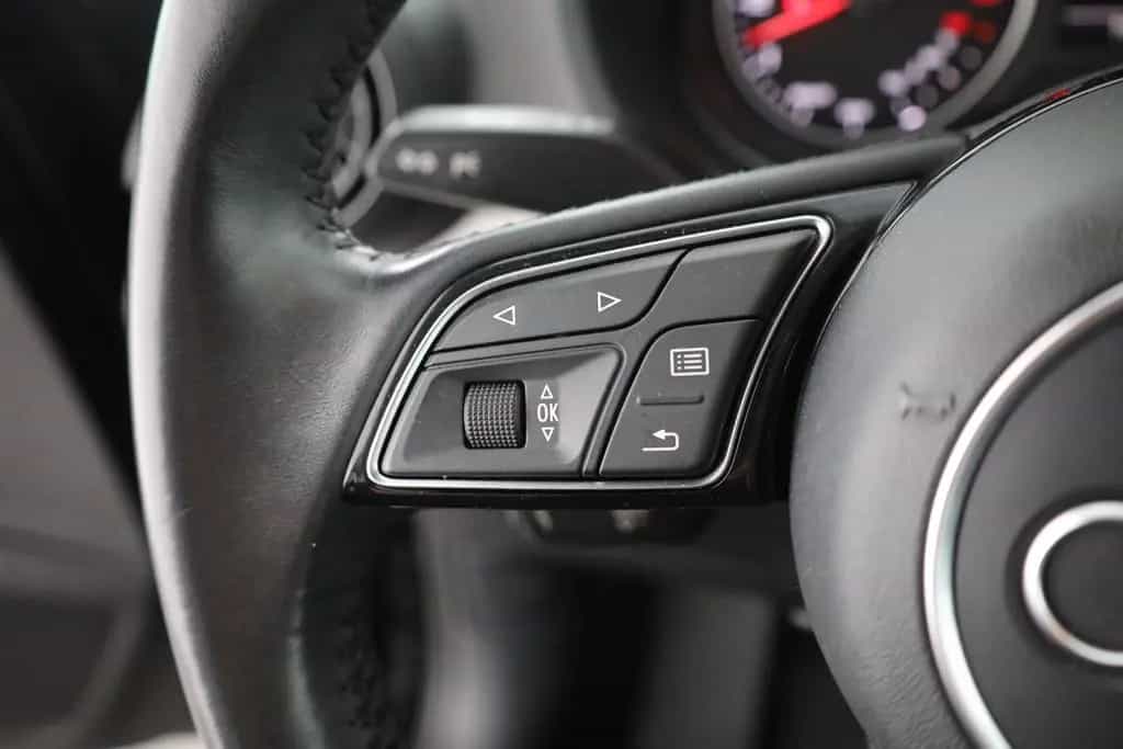 Audi Q2 1.0 TFSI ultra s-tronic Navi Android Apple 10/2017-photo-16