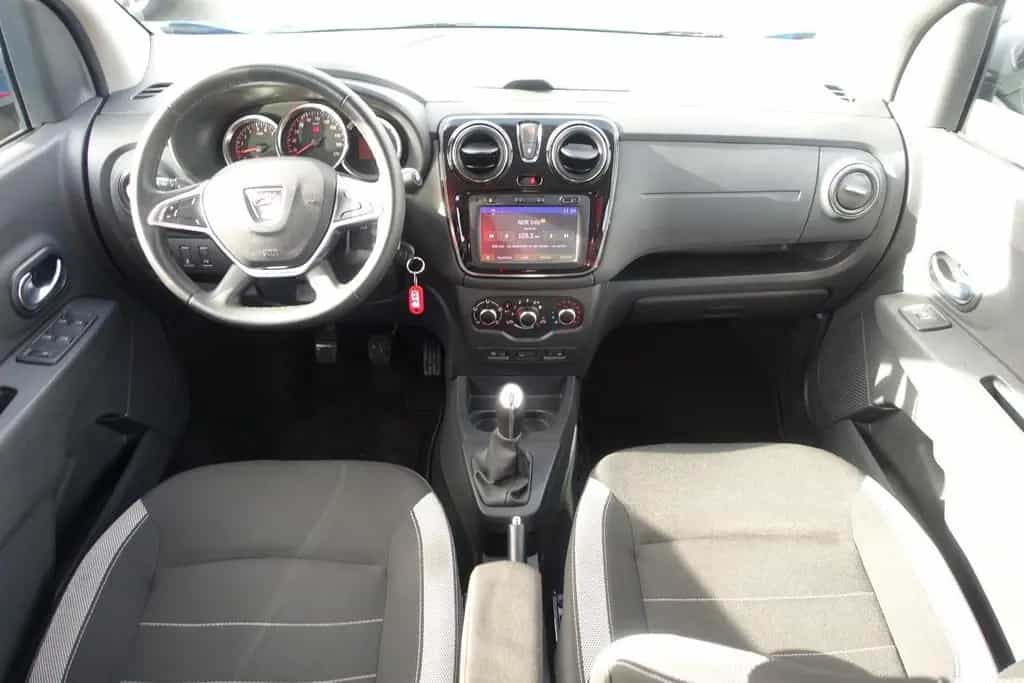 Dacia Lodgy Stepway 1.2 TCe 7-Sitzer Navi Sitzheizung 08/2018-photo-12