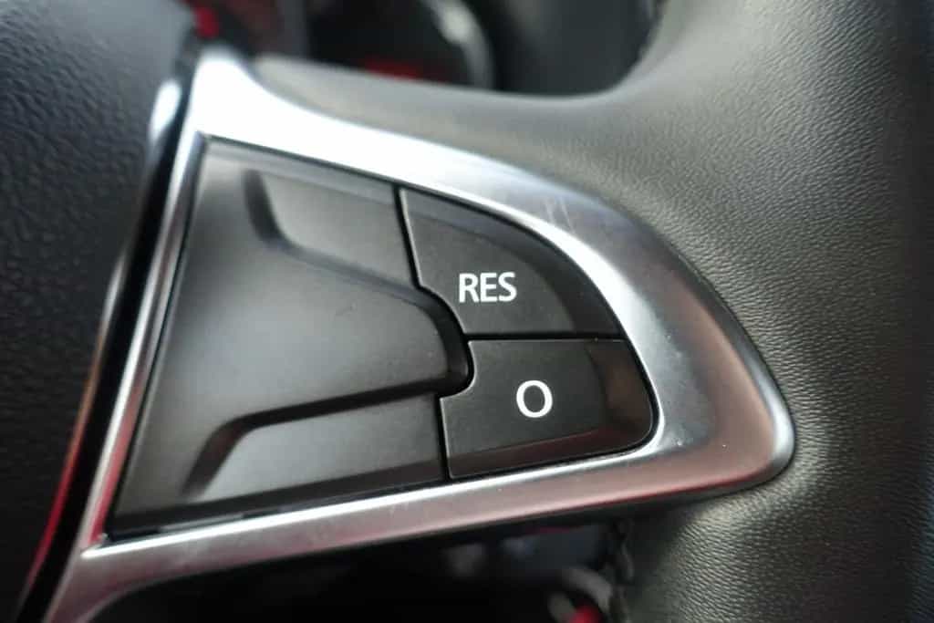 Dacia Lodgy Stepway 1.2 TCe 7-Sitzer Navi Sitzheizung 08/2018-photo-22