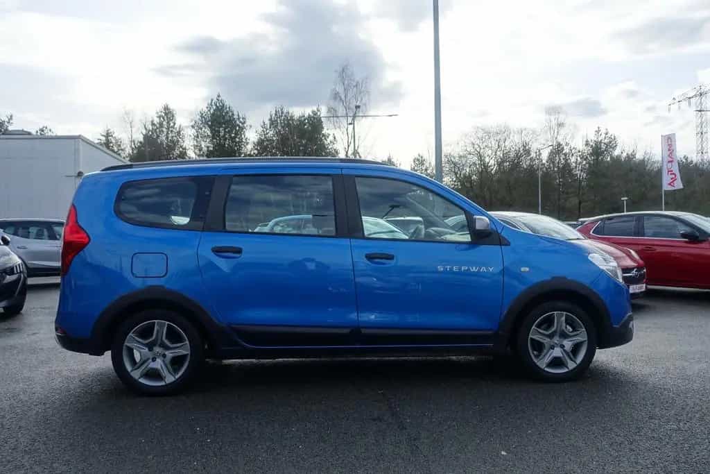 Dacia Lodgy Stepway 1.2 TCe 7-Sitzer Navi Sitzheizung 08/2018-photo-5
