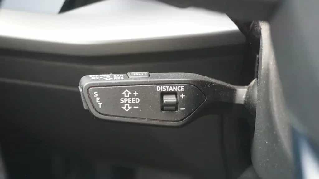 Audi A3 advanced LED Navi ACC App-Connect Spurhalte 03/2021-photo-15