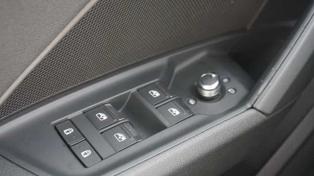 Audi A3 advanced LED Navi ACC App-Connect Spurhalte 03/2021-photo-17