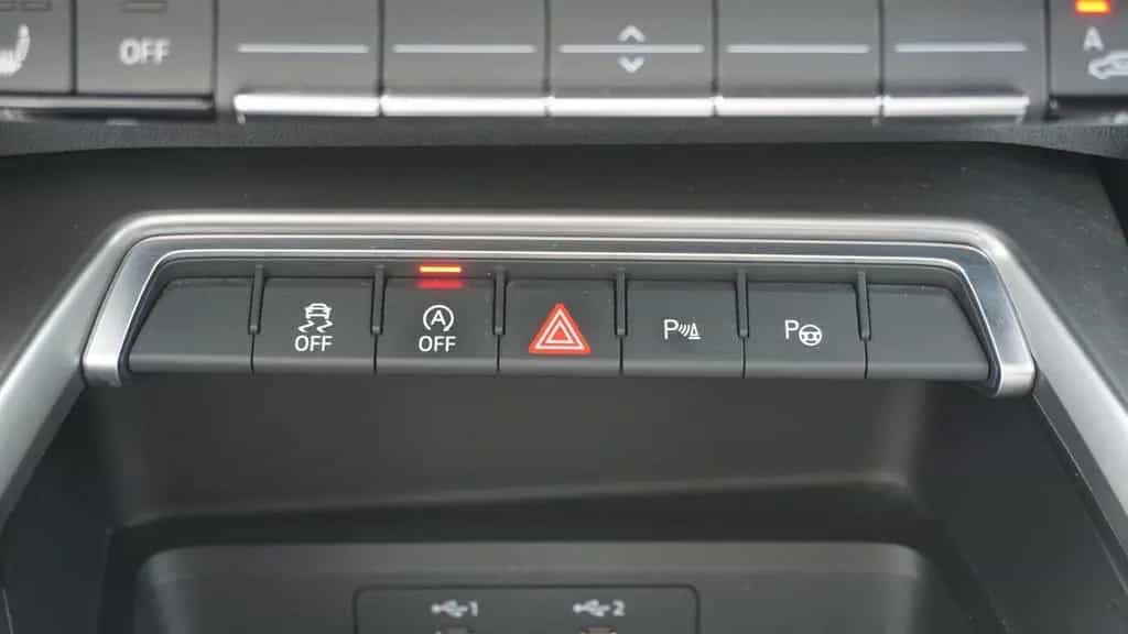 Audi A3 advanced LED Navi ACC App-Connect Spurhalte 03/2021-photo-25