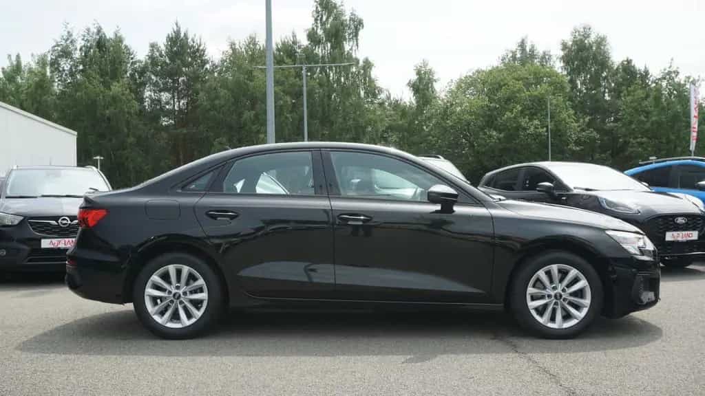 Audi A3 advanced LED Navi ACC App-Connect Spurhalte 03/2021-photo-5