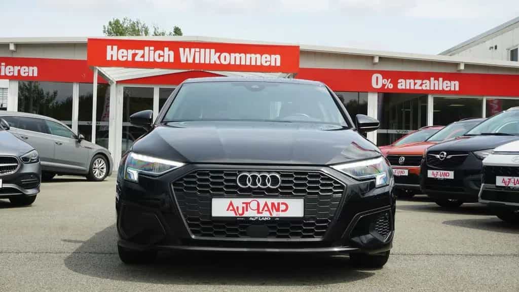 Audi A3 advanced LED Navi ACC App-Connect Spurhalte 03/2021-photo-7