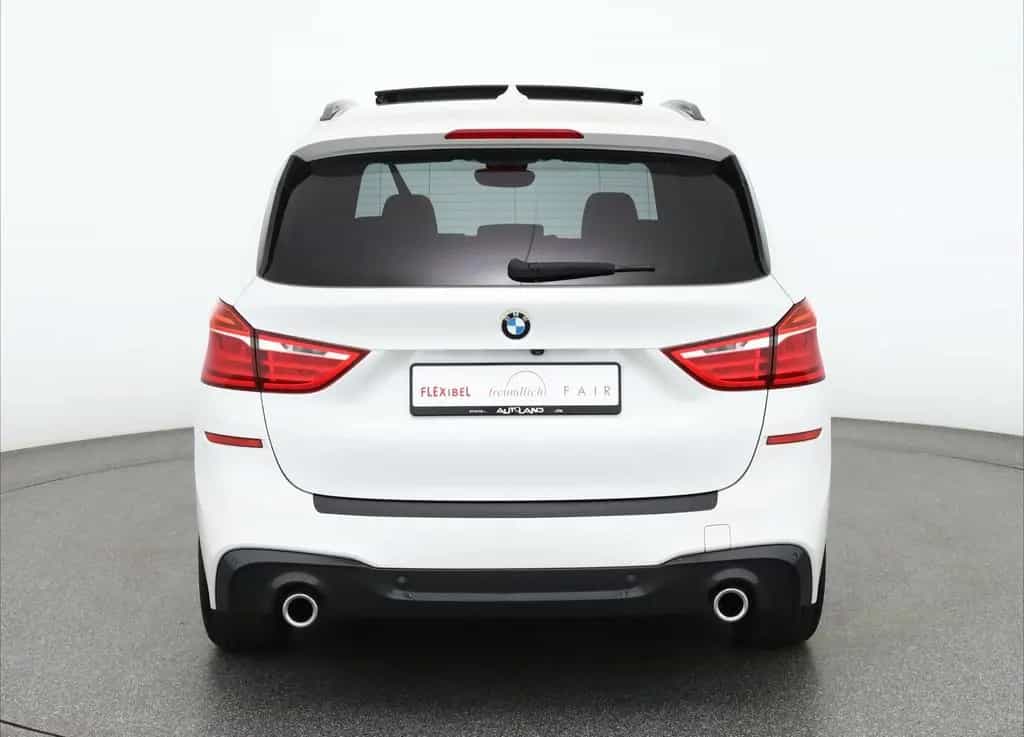 BMW 220 i Gran Tourer M Sport LED Pano 7-Sitze Kamera 11/2021-photo-3