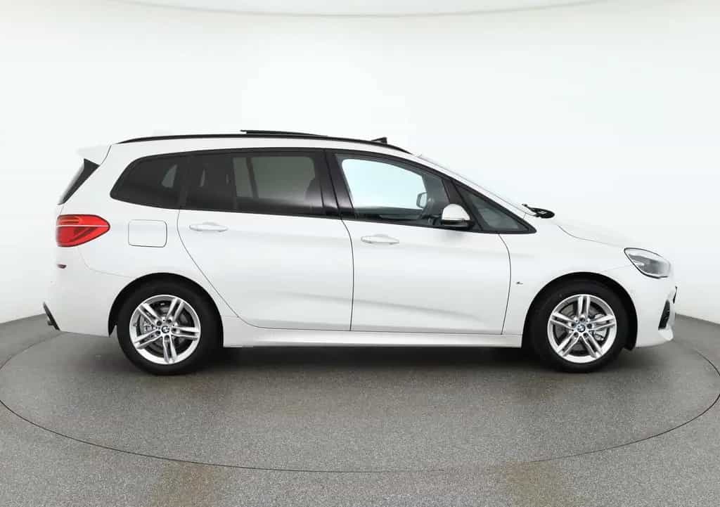 BMW 220 i Gran Tourer M Sport LED Pano 7-Sitze Kamera 11/2021-photo-5