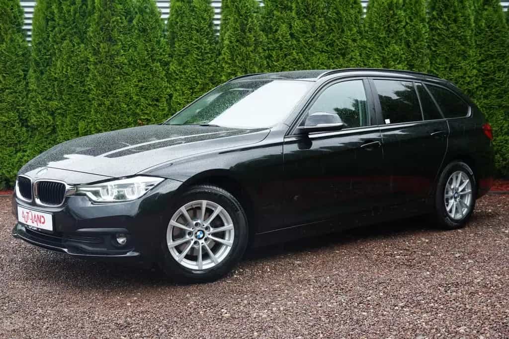 BMW 318 i Advantage Navi Tempomat Sitzheizung PDC LED 06/2017-photo-1