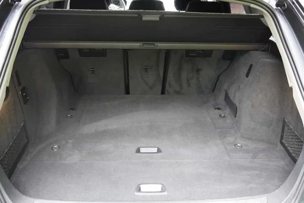 BMW 318 i Advantage Navi Tempomat Sitzheizung PDC LED 06/2017-photo-28
