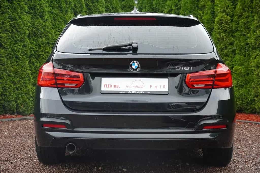 BMW 318 i Advantage Navi Tempomat Sitzheizung PDC LED 06/2017-photo-3