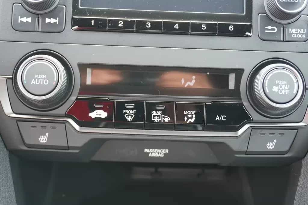 Honda Civic 1.0 VTEC Comfort Klimaaut. Sitzheizung ACC 08/2018-photo-21
