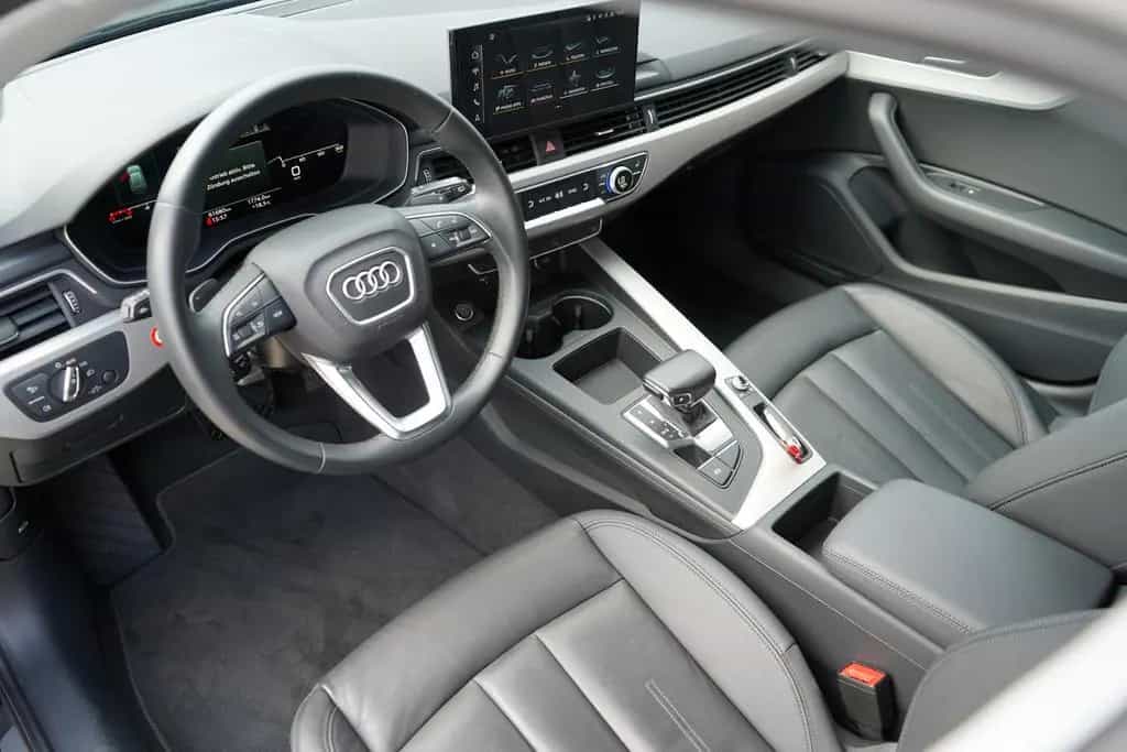 Audi A4 TFSI advanced LED Navi ACC Sitzheizung Leder 02/2023-photo-6