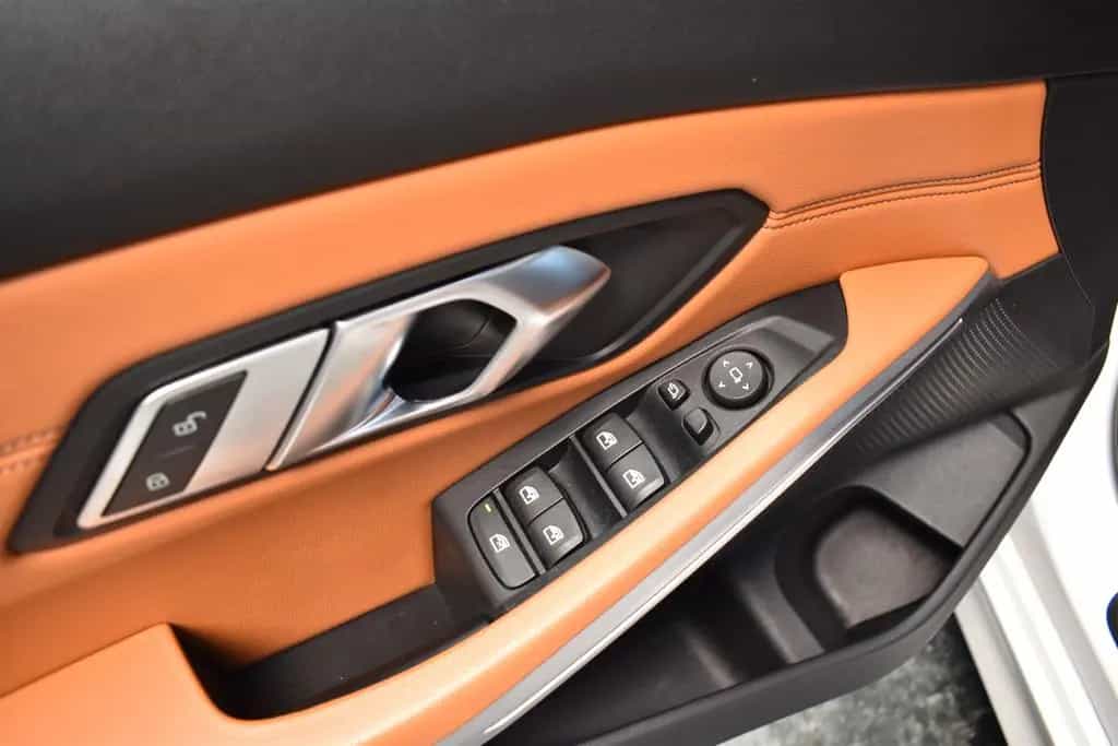 BMW 320 d SPORT LINE*LEDER*SHZ*LED*LIVE COCKPIT*NAVI 09/2020-photo-10
