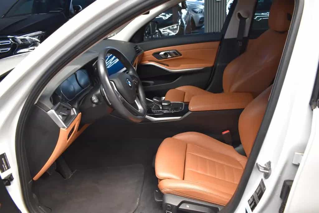 BMW 320 d SPORT LINE*LEDER*SHZ*LED*LIVE COCKPIT*NAVI 09/2020-photo-9