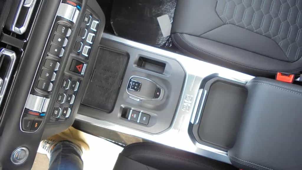 BAW 212 2,0TDi AT,Allrad,360Grad Kamera,Klima,LE 03/2026-photo-11