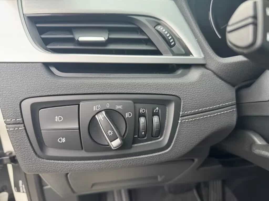 BMW X1 xDrive18d Aut. Sport Line AHK+Driv.Ass.+HUD+ 02/2021-photo-18