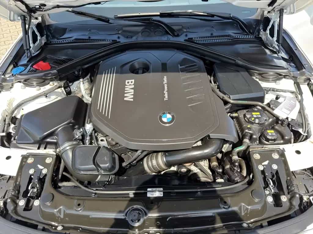 BMW 440 Gran Coupé 440i Gran Coupe Advantage Xenon Surround View 04/2016-photo-11