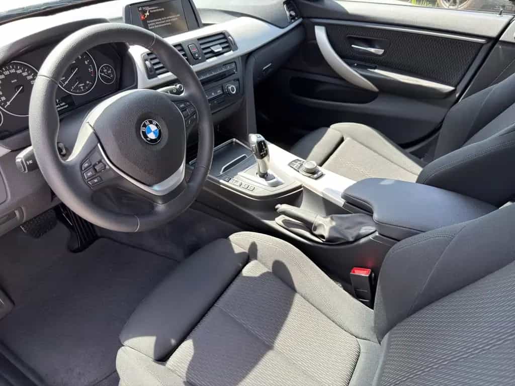 BMW 440 Gran Coupé 440i Gran Coupe Advantage Xenon Surround View 04/2016-photo-6
