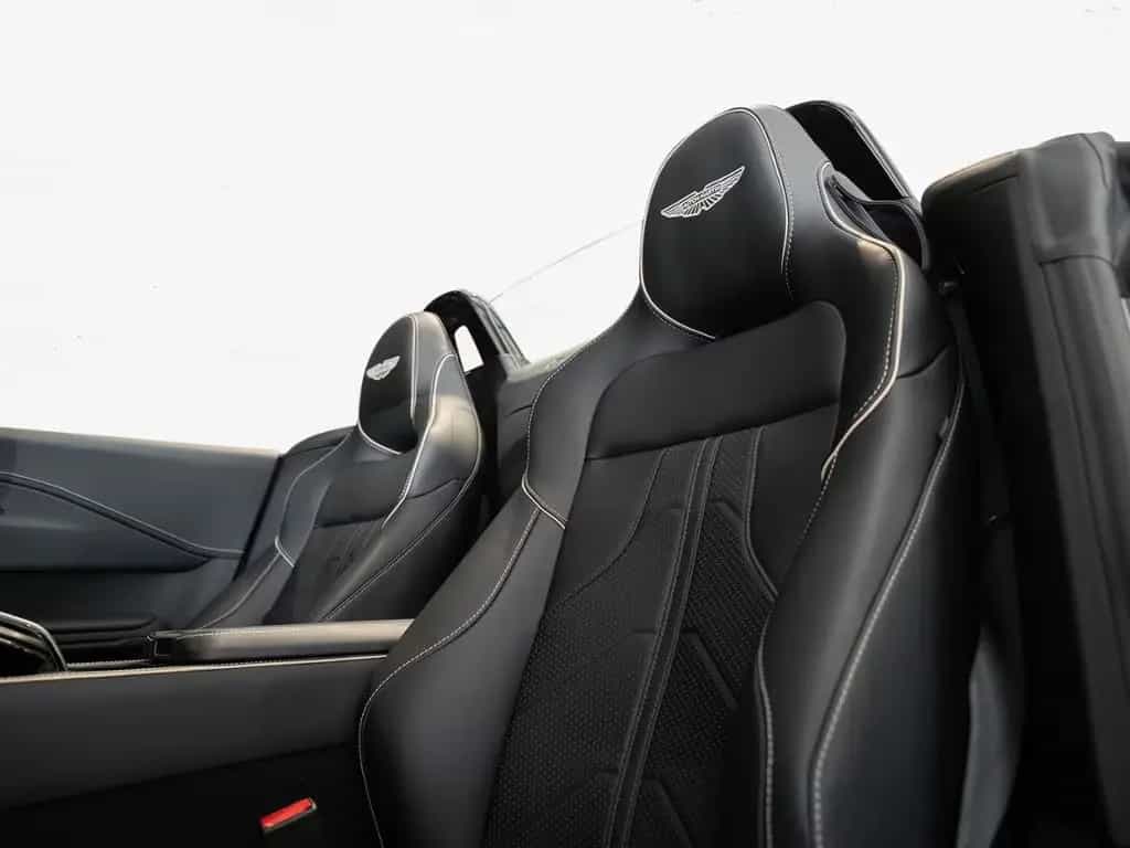 Aston Martin Other Vantage Roadster Aston Martin Hamburg null-photo-11