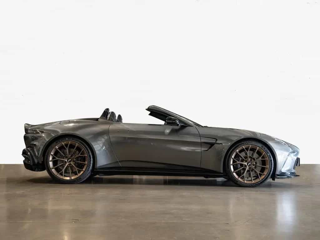 Aston Martin Other Vantage Roadster Aston Martin Hamburg null-photo-16