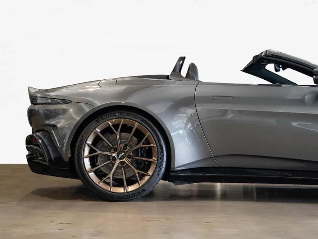 Aston Martin Other Vantage Roadster Aston Martin Hamburg null-photo-17