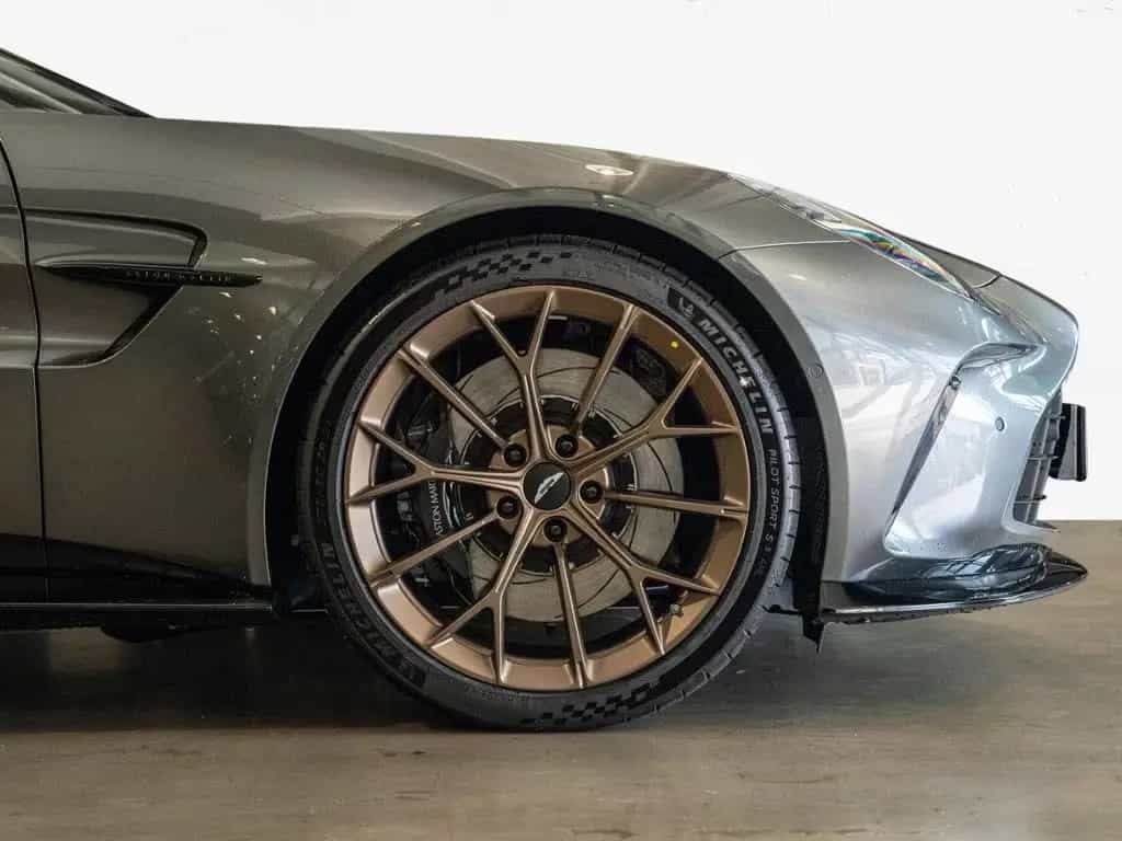 Aston Martin Other Vantage Roadster Aston Martin Hamburg null-photo-3