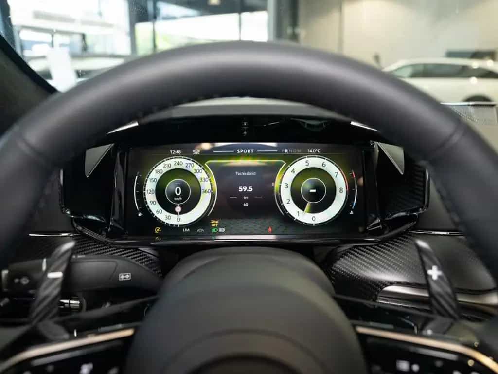 Aston Martin Other Vantage Roadster Aston Martin Hamburg null-photo-5