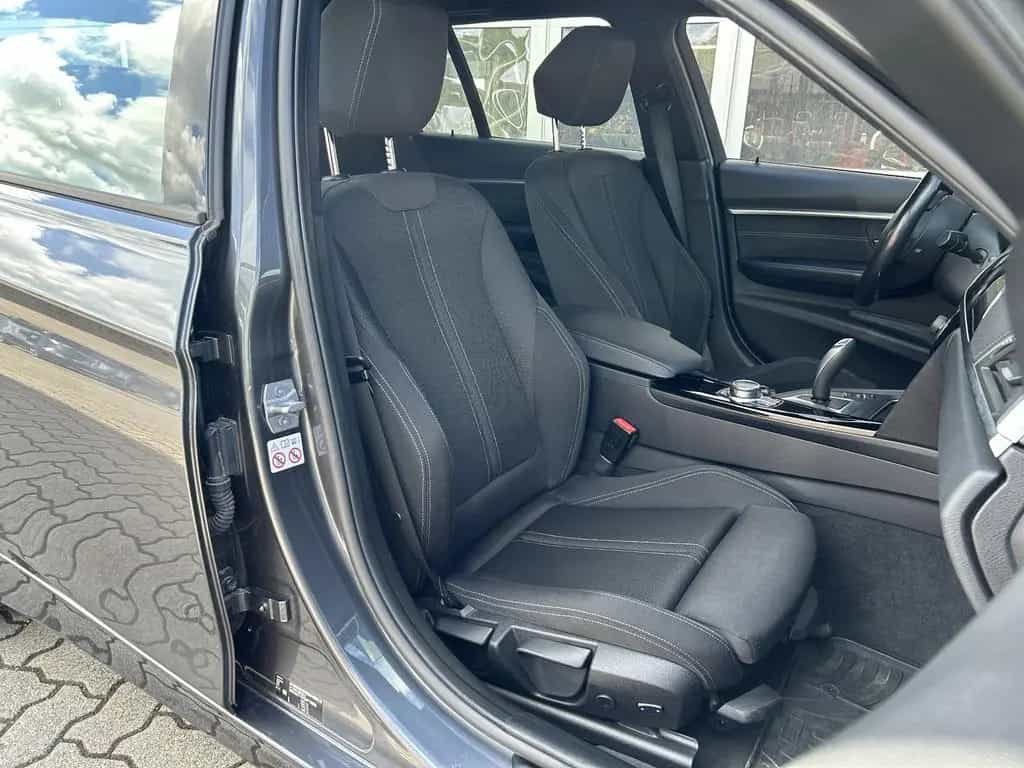BMW 330 d Touring "Sport Line" / AHK / LED 05/2018-photo-16