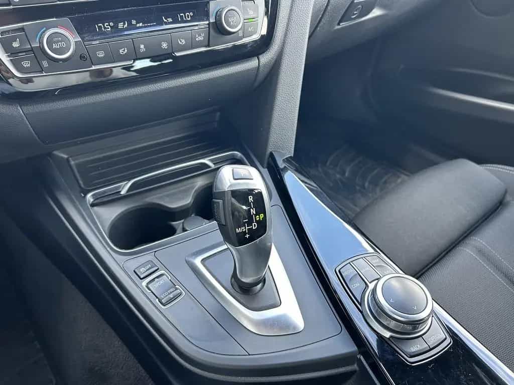 BMW 330 d Touring "Sport Line" / AHK / LED 05/2018-photo-18