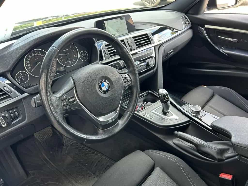 BMW 330 d Touring "Sport Line" / AHK / LED 05/2018-photo-8