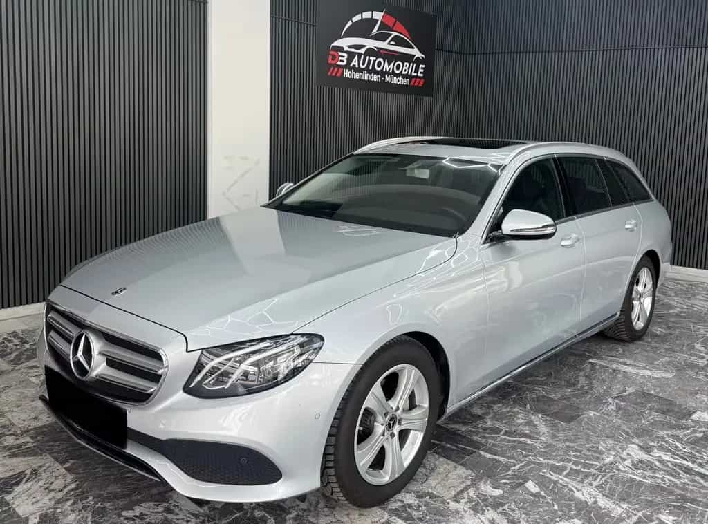 Mercedes-Benz E 220 E T-Modell E 220 d*Pano*AHK*Leder* 06/2018-photo-0