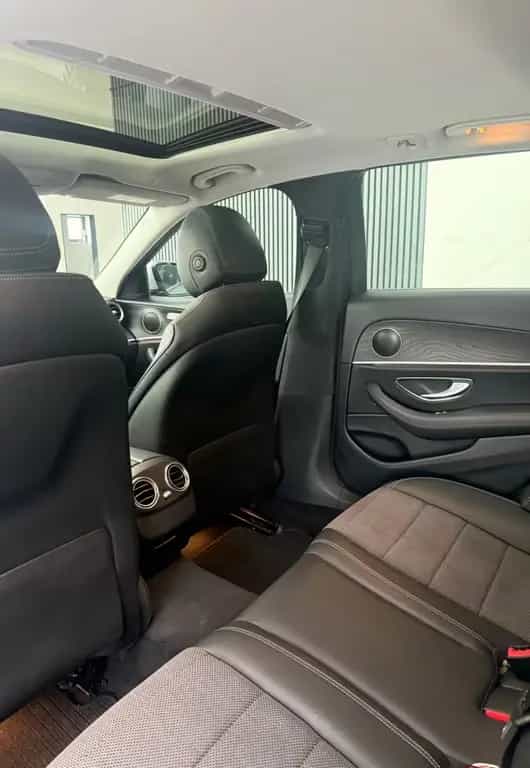Mercedes-Benz E 220 E T-Modell E 220 d*Pano*AHK*Leder* 06/2018-photo-11