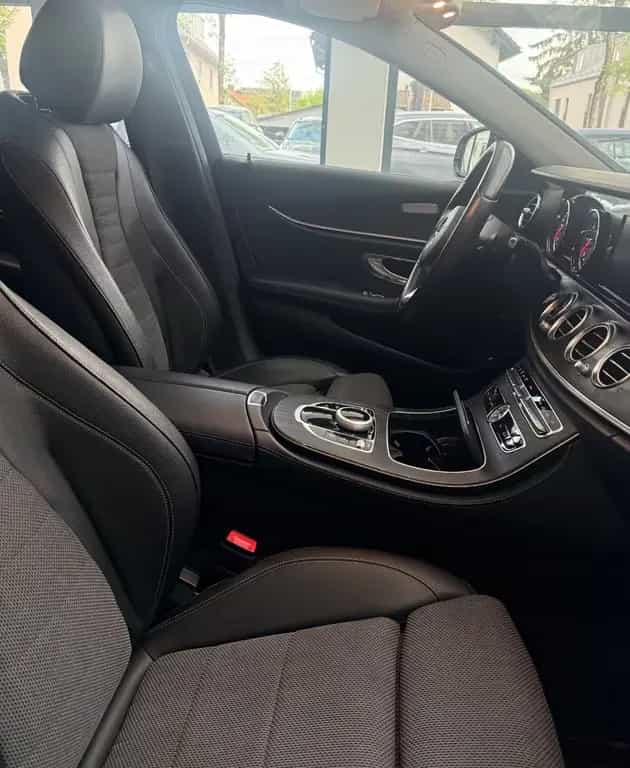 Mercedes-Benz E 220 E T-Modell E 220 d*Pano*AHK*Leder* 06/2018-photo-12