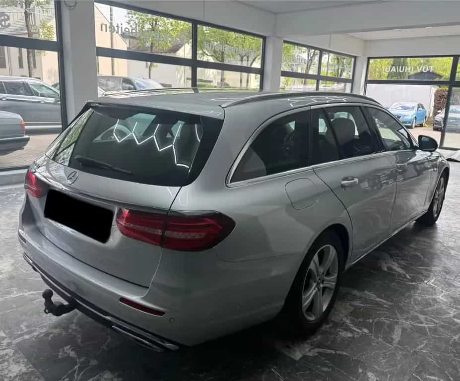 Mercedes-Benz E 220 E T-Modell E 220 d*Pano*AHK*Leder* 06/2018-photo-5