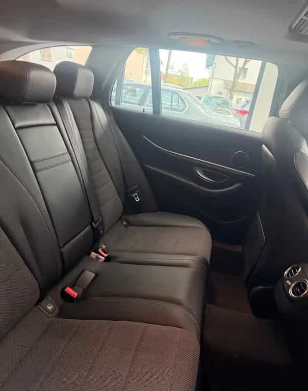 Mercedes-Benz E 220 E T-Modell E 220 d*Pano*AHK*Leder* 06/2018-photo-8