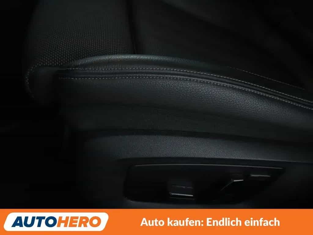 BMW 520 5er 520i Sport Line Aut.*NAVI*LED*ACC*PDC*SHZ* 06/2019-photo-26