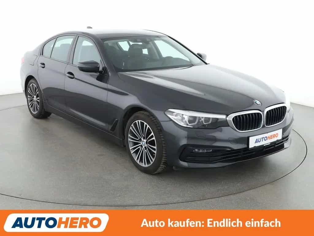 BMW 520 5er 520i Sport Line Aut.*NAVI*LED*ACC*PDC*SHZ* 06/2019-photo-7