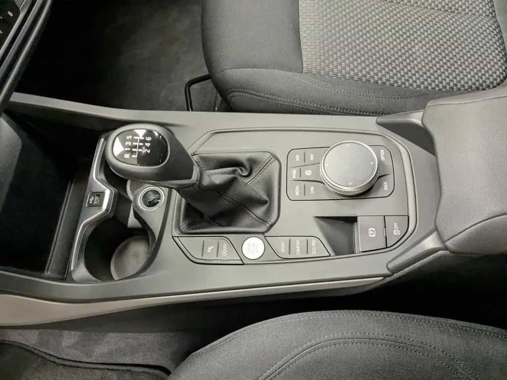 BMW 118 i DA PA LED DAB Live Prof WLAN Shz 08/2022-photo-11