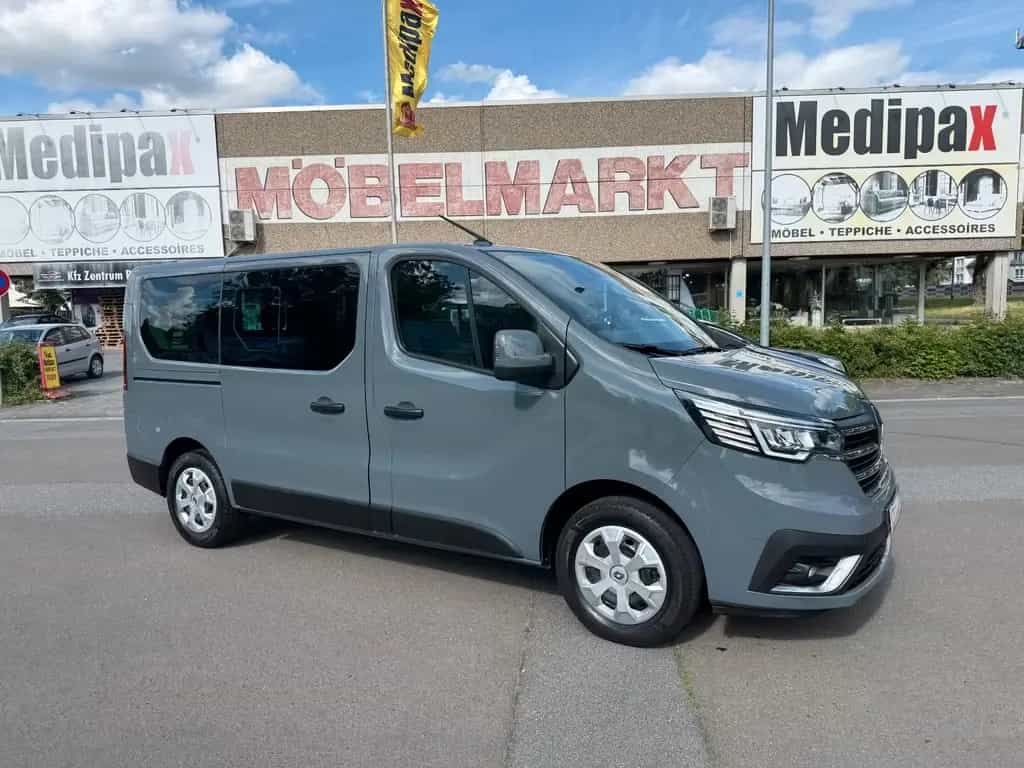 Renault Trafic 2.0 dCi Life L1H1 3,0t Automatik 8xSITZER 12/2022-photo-2